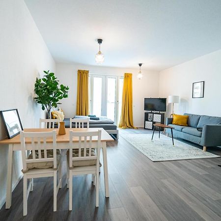 Fullhouse - Dresden - A6 - Washing Machine - Terrace - Nespresso Apartment ภายนอก รูปภาพ